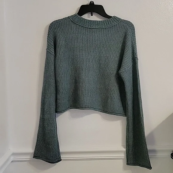 Wild Fable sweater - Picture 2 of 3